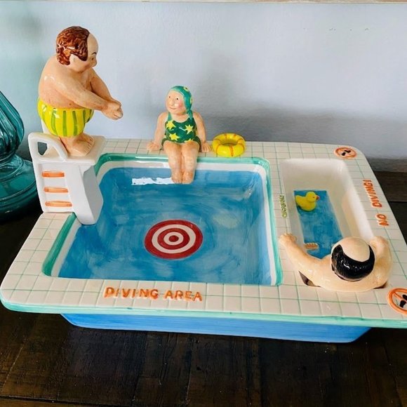 Lotus Dining Rare Vintage Lotus Ceramic Novelty Swimming Pool Chip